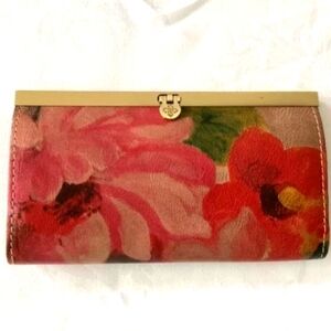NWOT Patricia Nash Floral Cauchy Wallet
